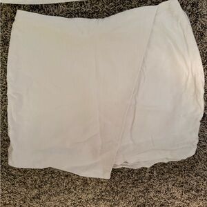 Abercrombie & Fitch Asymmetrical White Skort